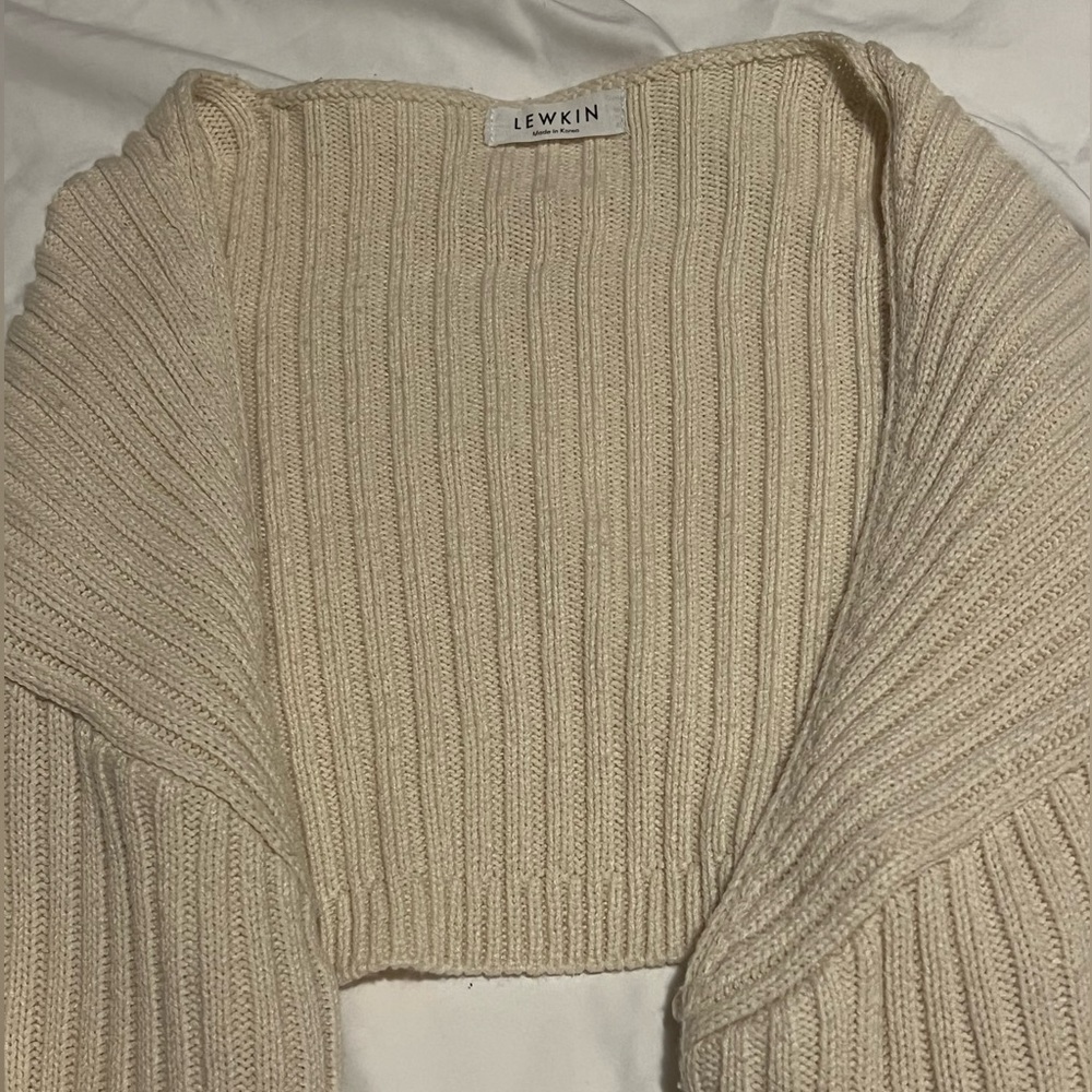 LEWKIN cream shrug bolero (s/m); Korean fashion